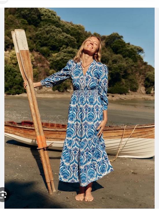 Boden Dresses & Skirts - Elena Medallion Print Long Sleeve Cotton Midi Dress 12R